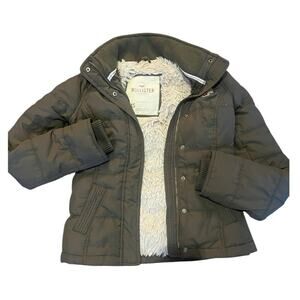 Hollister Olive Puffer Jacket with Faux Fur Lining